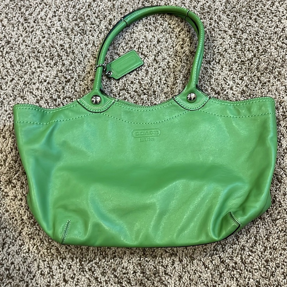Vintage, Authentic Coach Hobo Green Shoulder Bag!